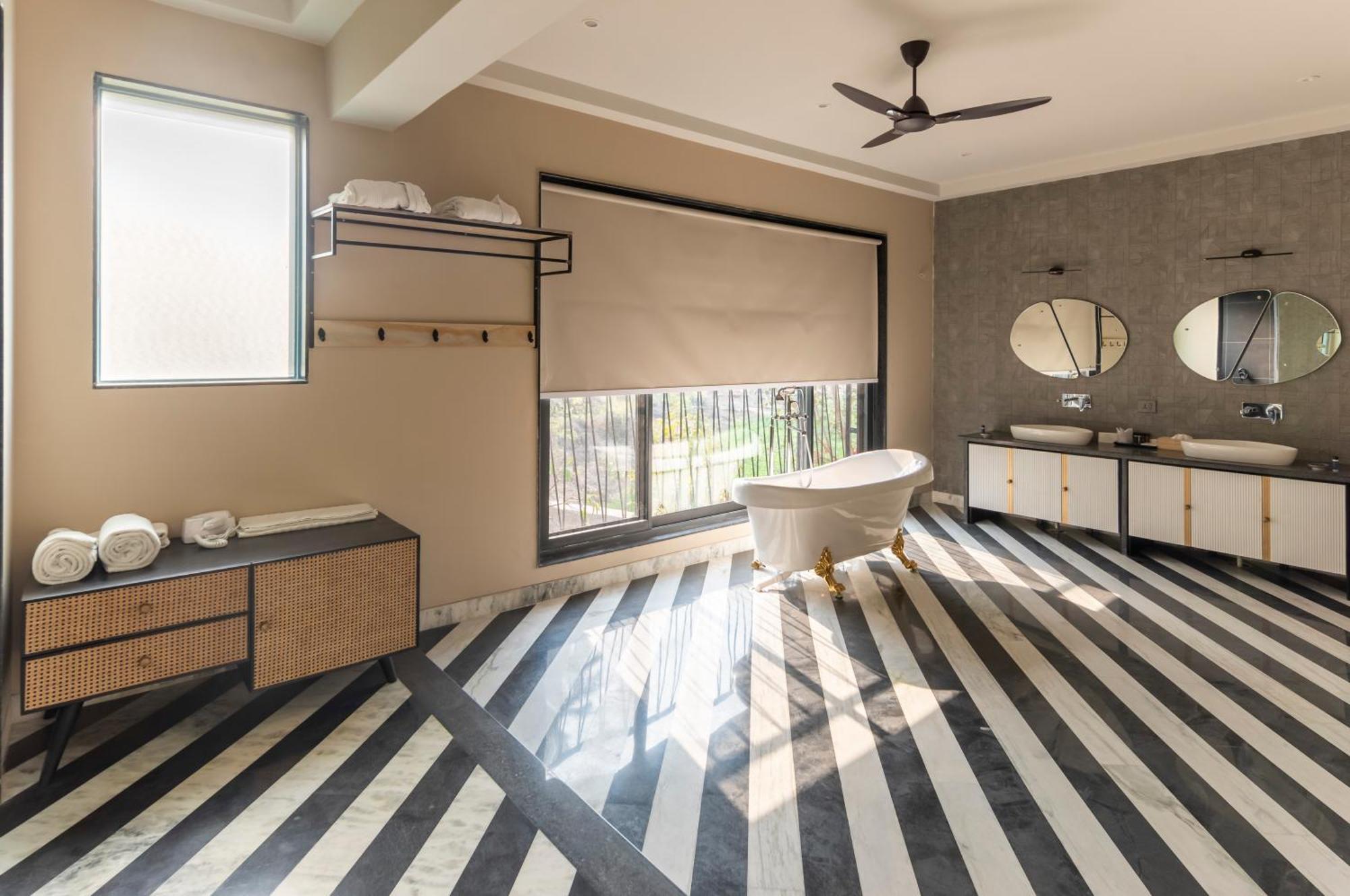 Vanaashrya Resort And Spa Sariska Tehla Zewnętrze zdjęcie